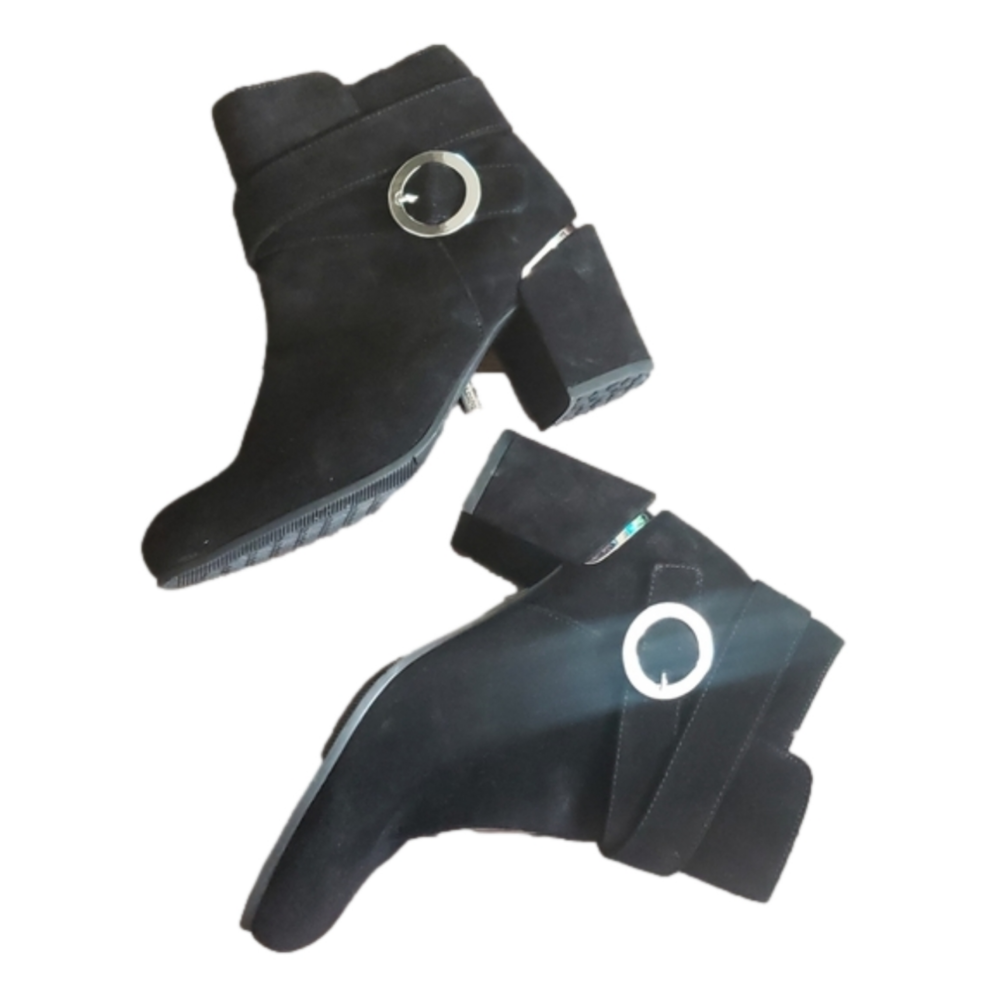 Valdini Renee Suede Bootie